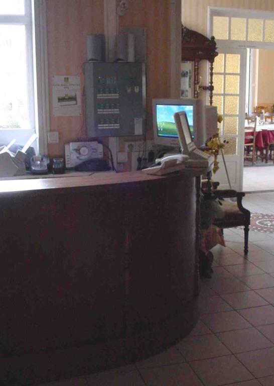 Le Clos Normand Troarn エクステリア 写真