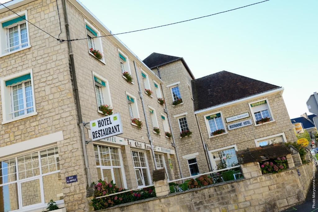 Le Clos Normand Troarn エクステリア 写真